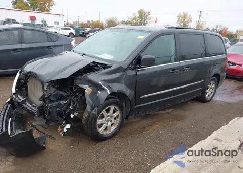 2011 Chrysler Town & Country Touring from USA, damaged, VIN 2A4RR5DG1BR775489